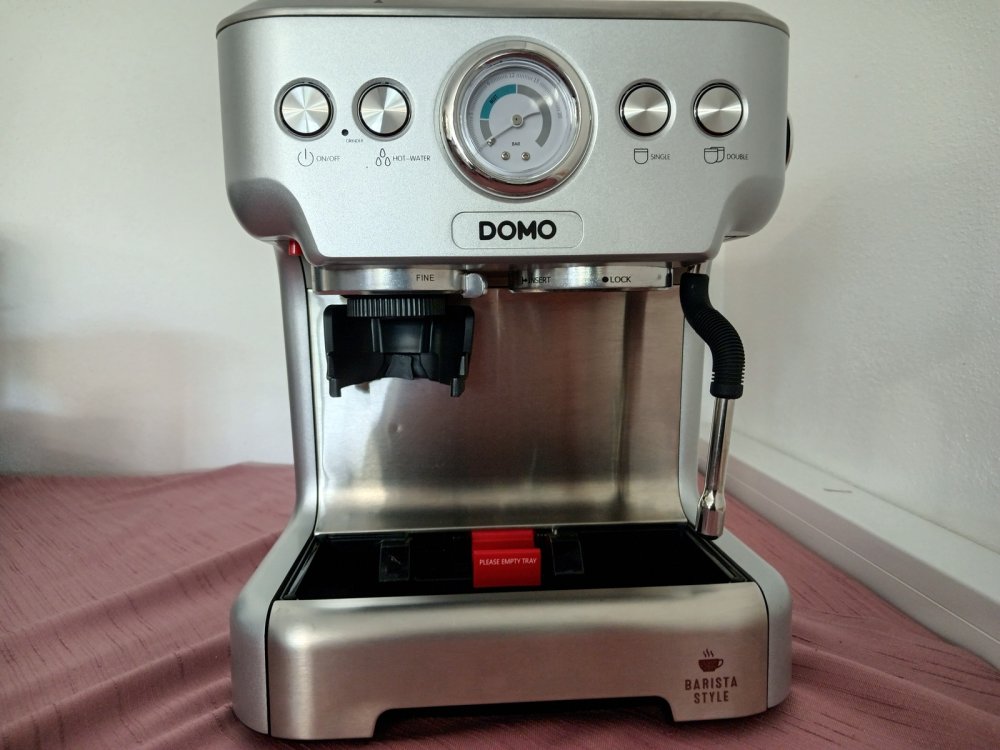 Pákový kávovar s mlýnkem na kávu - 2. jakost - DOMO DO725K